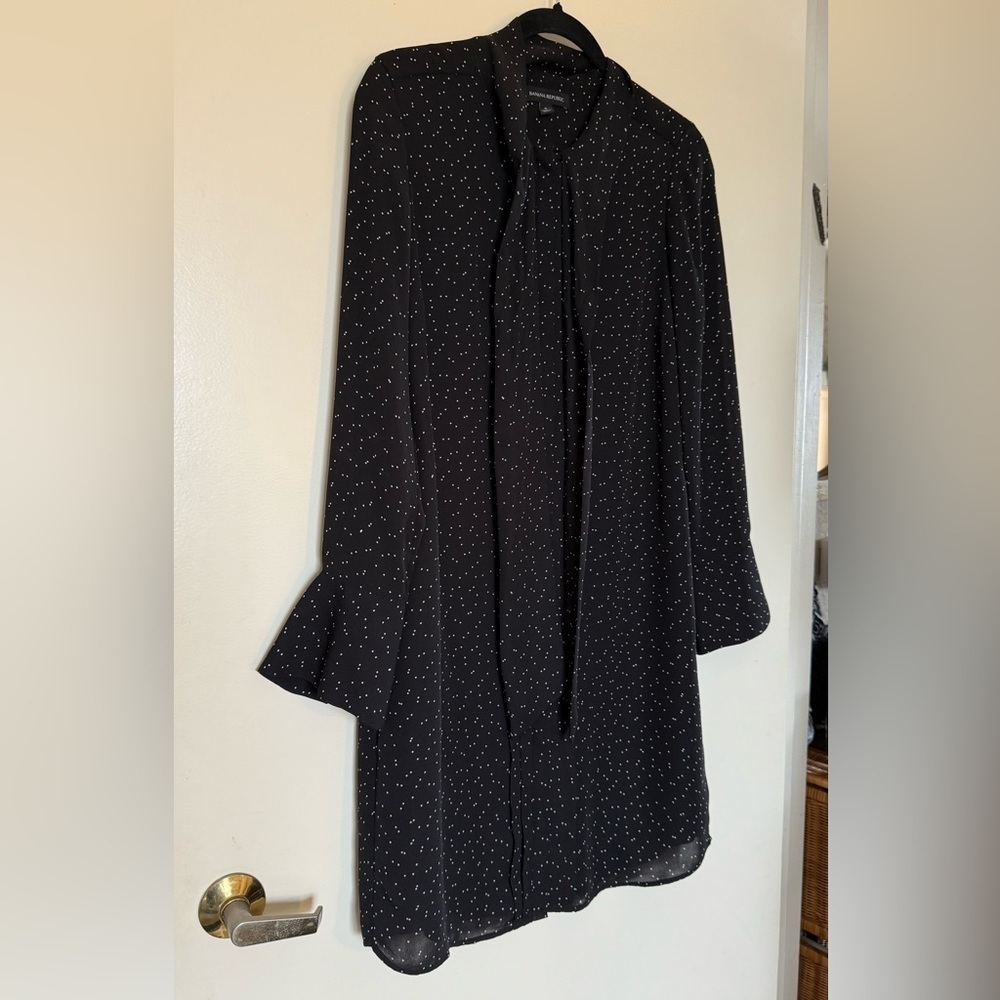 Banana Republic Black & White Sheer Long Sleeve Polka Dot Dress in Size Small